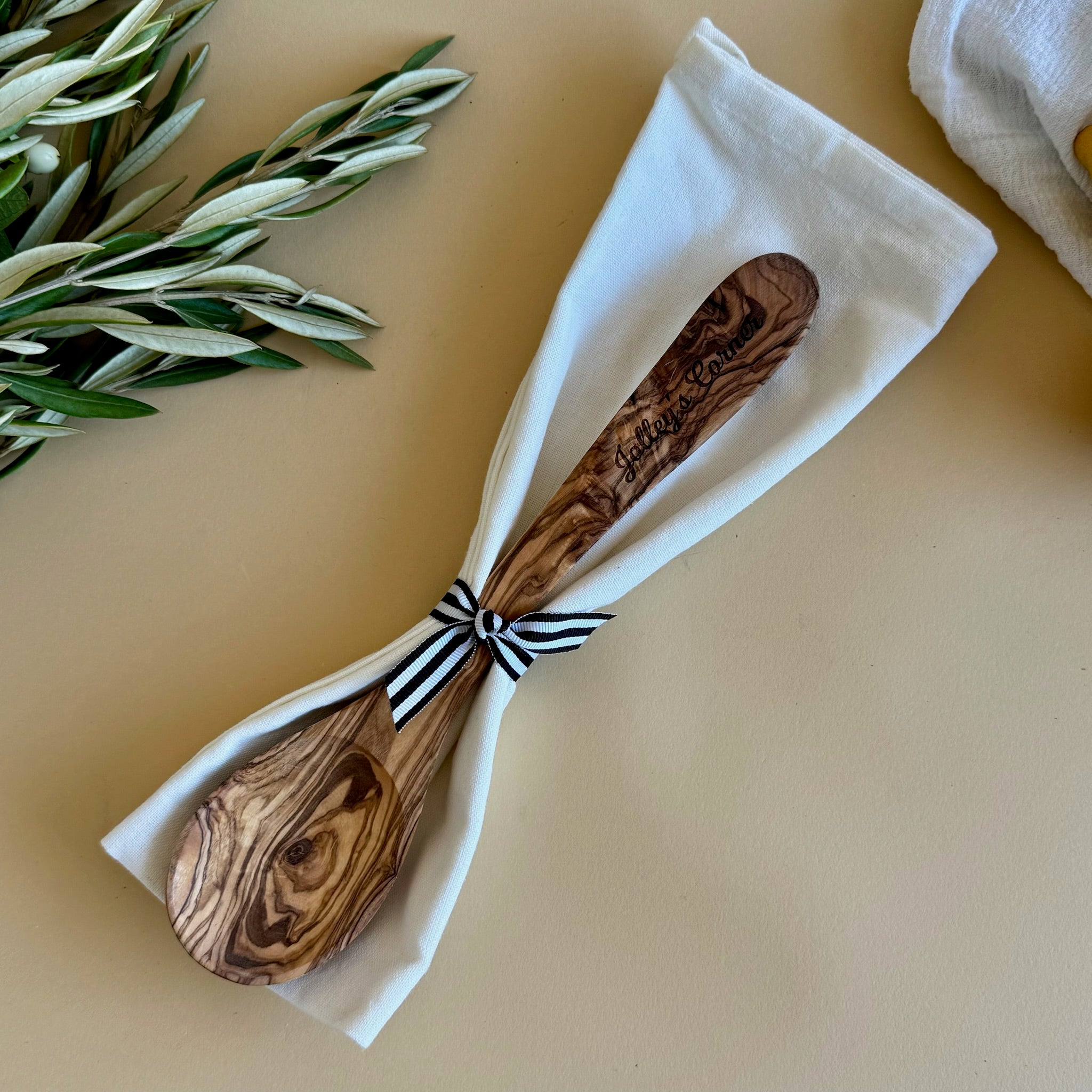 Jolley's Corner Wood Spoon & Towel Set