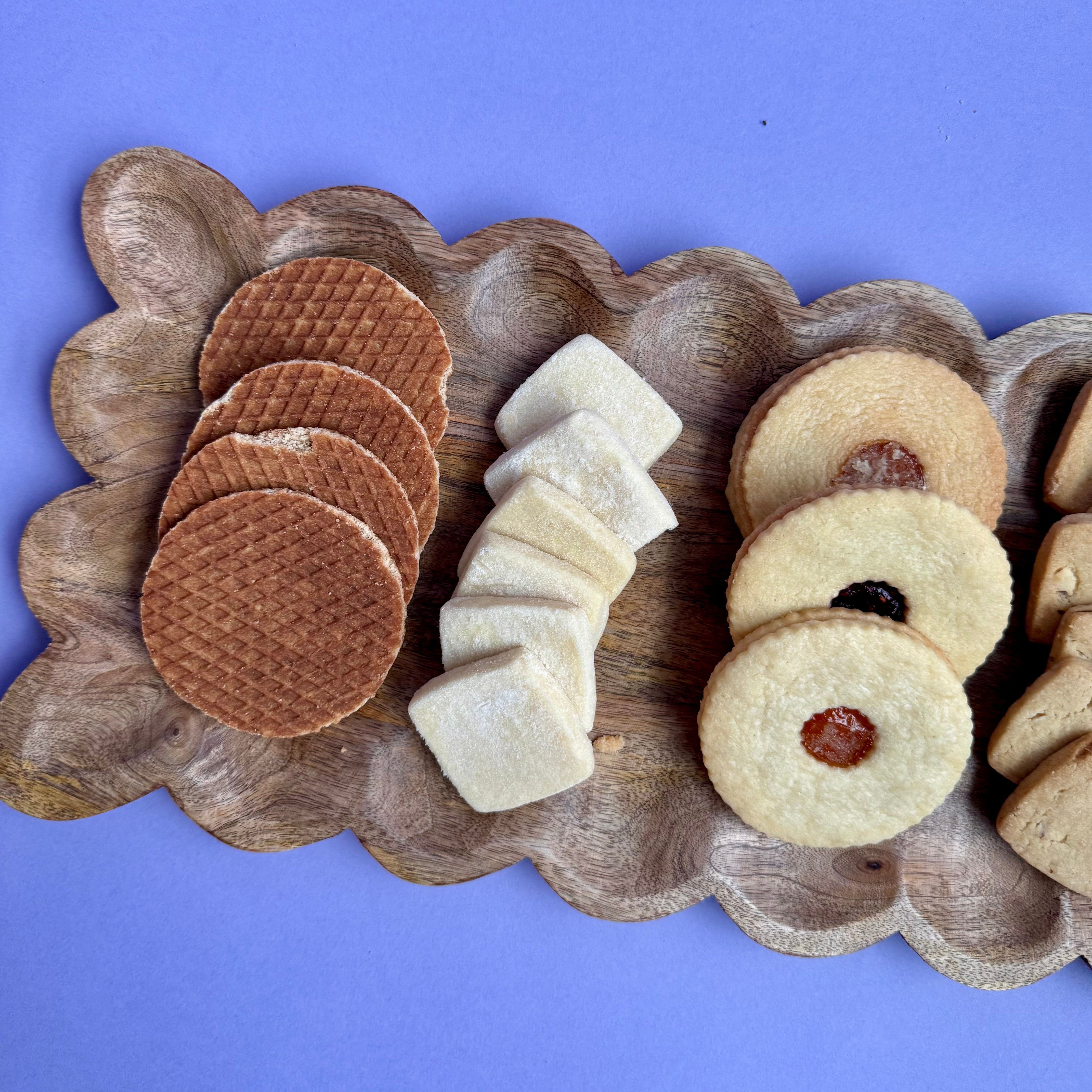 Scalloped Mango Wood Tray