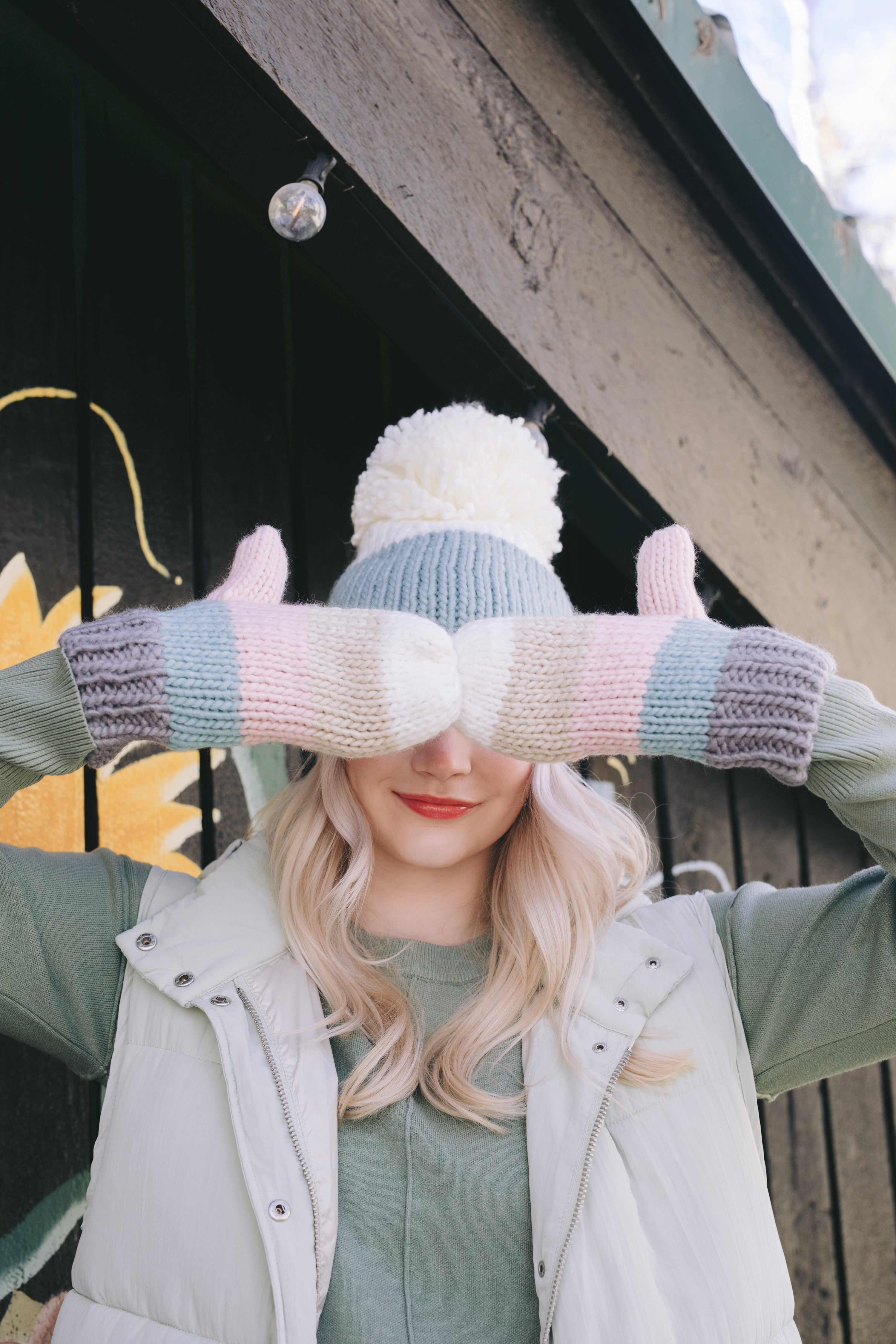 The Mila Knit Mittens