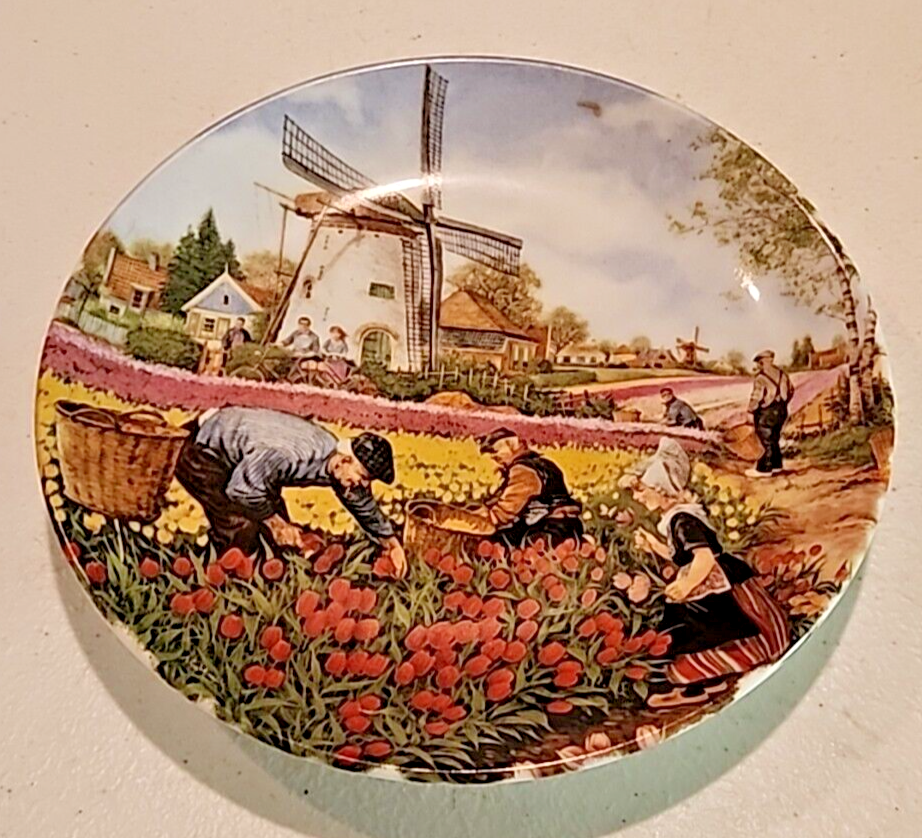 Dutch Tulip Pickers Collector Plate